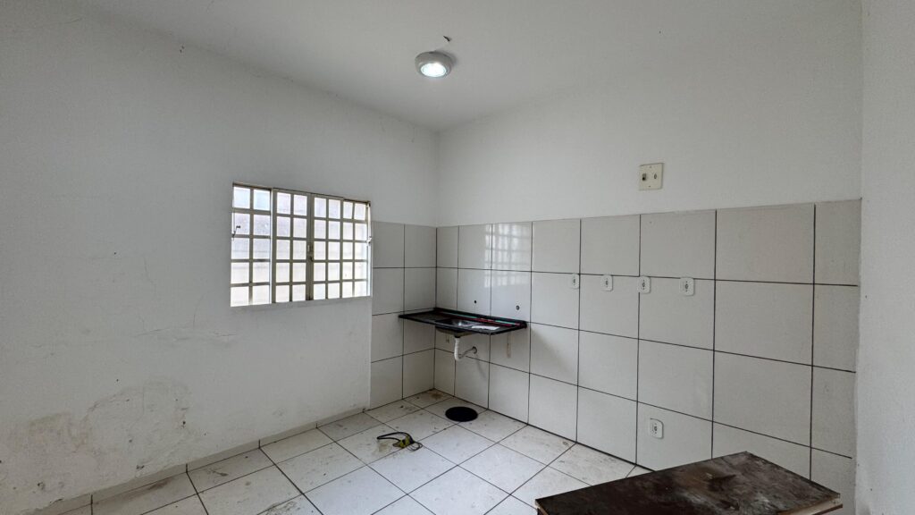 Casa comercial a venda em Teresina